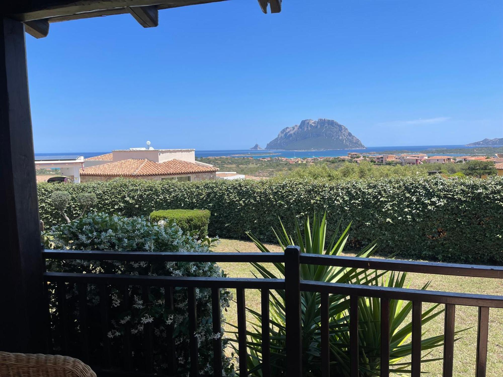 Vila Vista Incredibile Su Tavolara Porto San Paolo  Exteriér fotografie